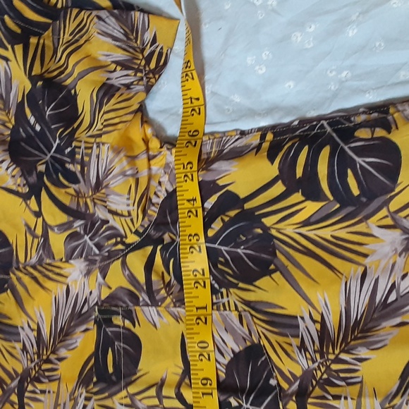HABAND YELLOW AND GRAY FLORAL HAWAIIAN SHIRT, XL - Picture 7 of 10